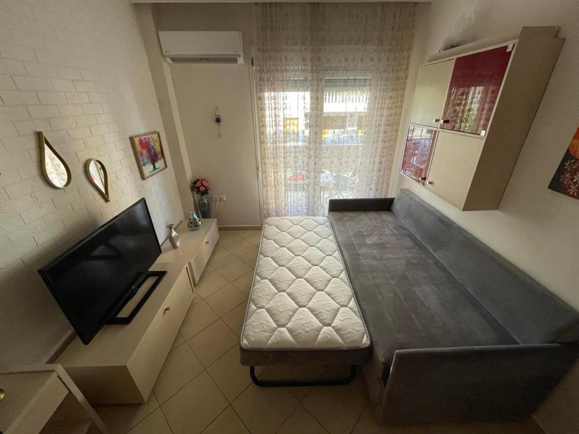 Brick Apartment Néa Péramos Esterno foto