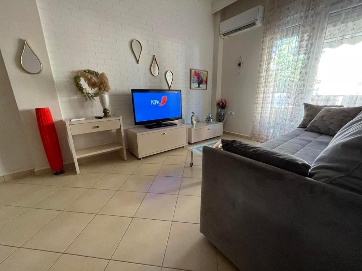 Brick Apartment Néa Péramos Esterno foto